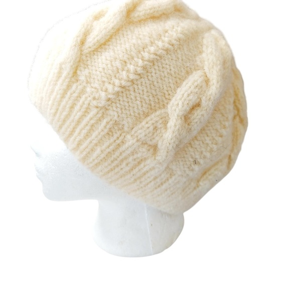Vintage Sheleen Hand Crochet Wool Hat Made in Ireland Hat Winter White Cap - Picture 2 of 12